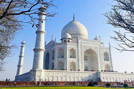 Delhi to Agra Day Trip The Taj Mahal at Sunrise