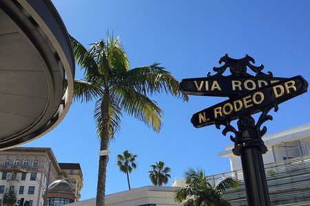Full Day Iconic Sights Tour of LA from Santa Monica: Six Stops!