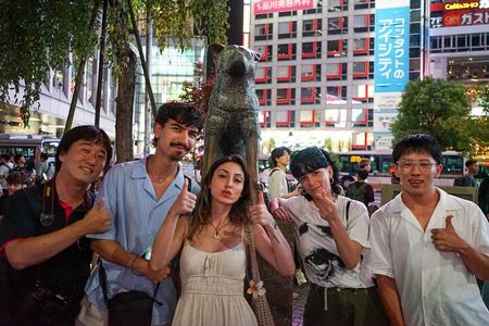 4-Hour Shibuya Night Tour with Locals: Sauna, Foods, Arcade & Bar