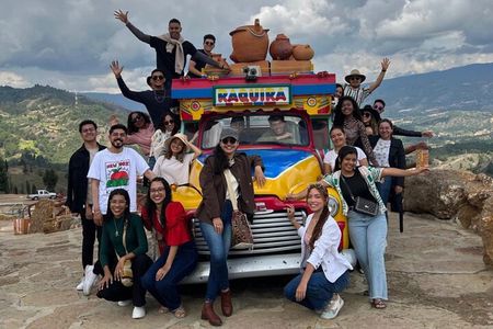 Ráquira Colors & Culture: Day Trip with Lunch & Transport