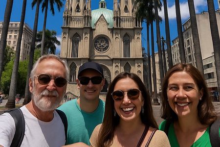 São Paulo: Private Downtown Walking + Food Tour
