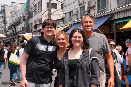 Tsukiji Private Food Walking Tour for Family