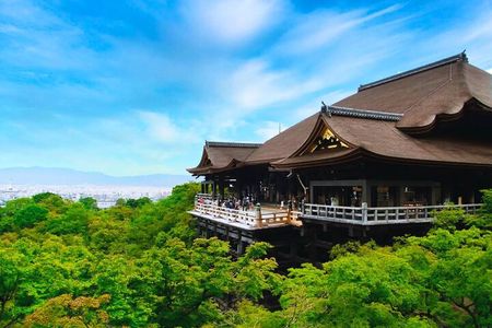 Kyoto Heritage Path - Fushimi Inari's Mystery to Kiyomizu Temple