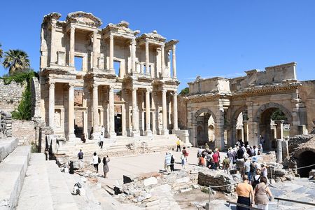 Ephesus and Virgin Mary House Tour from Kusadasi with Lunch