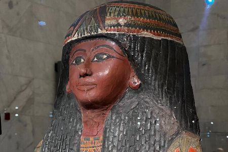 Giza pyramids & National museum & Old Cairo churches full tour