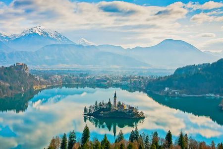 Ljubljana and Bled Lake - small group - day tour from Zagreb
