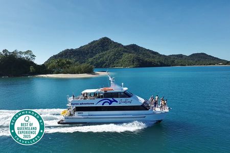 Cairns: Explore & Hike Dunk Island - Full Day Tour 
