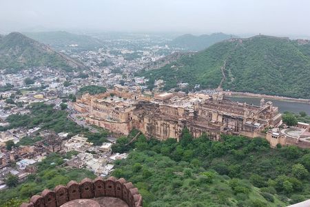 Jaipur City Full Day Luxury Private Tour