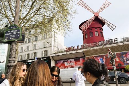 Montmartre & Sacré Coeur Small Group Tour