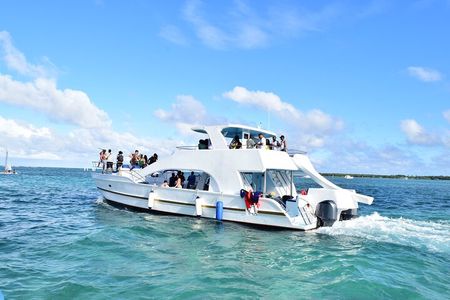 Punta Cana Booze Cruise, Snorkeling, Sand-Bar with Entertainment