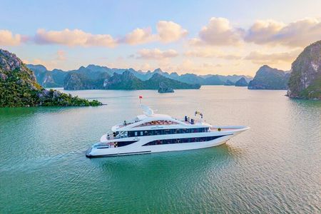 From Hanoi: Luxury Leona 5-Star Day Cruise to Majestic Halong Bay