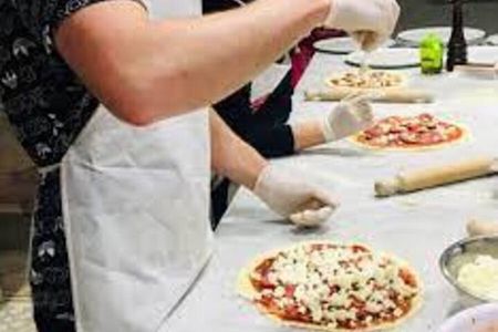 Hands-On Cooking Class in Rome: Pizza and Tiramisu