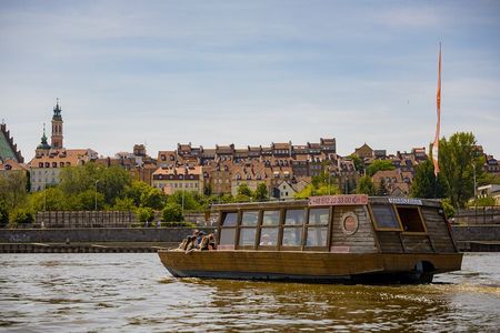Warsaw Old Town Walking Tour with a Scenic Vistula Boat Ride