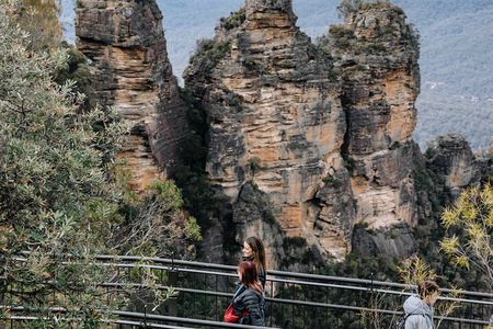 Sydney Blue Mountains Day Tour with Wildlife Park and Waterfalls