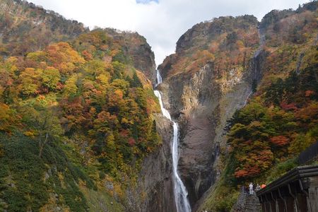 Kanazawa Day Tour: Shomyo Falls & Tateyama Mountain Walks