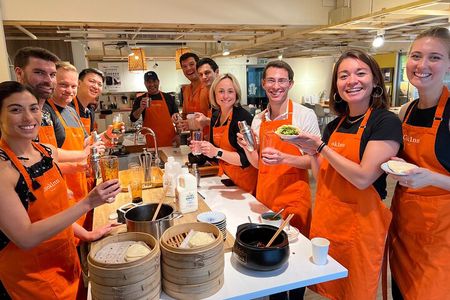 Street Food Cooking Class in Taipei : Gua Bao/Lu Rou Fan/Boba Tea