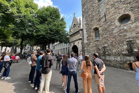 Historical Maastricht: Private Tour with Local Guide