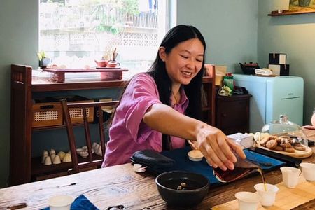 Private Taiwanese Tea Tasting Experience in Taipei