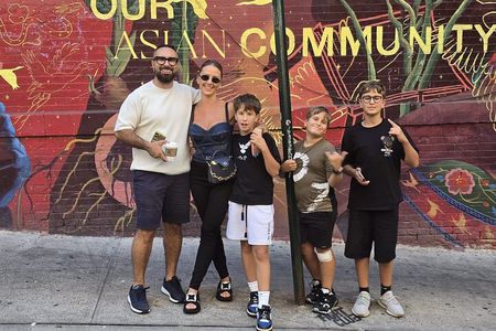 Private New York Tour With Guide Up to 12 Pax Group Size