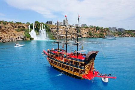 Antalya Waterfall Boat Cruise with Lunch and Soft Drinks 