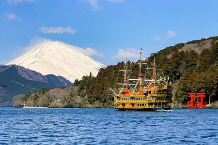 Tokyo: Mount Fuji, Hakone Lake Ashi Cruise and Owakudani Day Tour