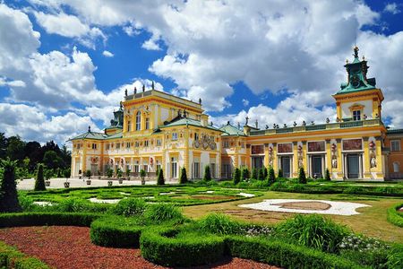 Skip-the-Line Wilanow Palace and Gardens Private Guided Tour