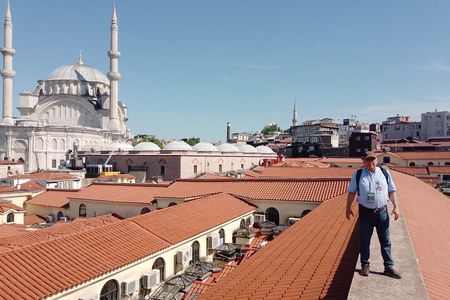 Tours of the Grand Bazaar of Istanbul with its Terraces and Behind the Scenes