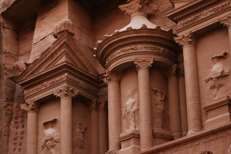 Discover the Jordan's Wonders – 5-Day Premium Exploration Journey