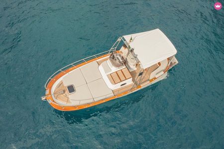 Monterosso : Cinque Terre boat tour day or sunset with aperitif