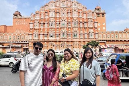 Private Full-Day Tour of Jaipur with Guide