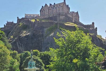 Private Edinburgh Full Day Guided Tour in a Black Cab LEVC TX