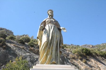 Magnesia and House of Virgin Mary Tour and Optional Turkish Bath