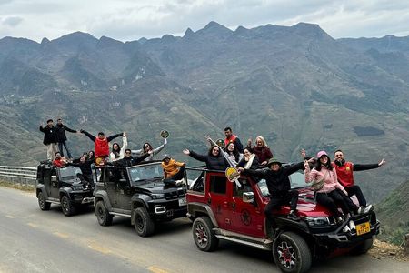 Private 4 Days Ha Giang Loop Jeep Adventure 