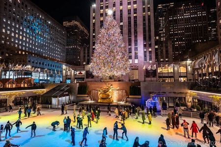 Ultimate NYC Christmas Lights At Night Walking Tour