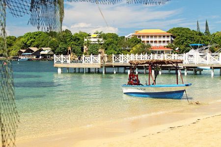 Roatan Island Tours, Nature Parks and Attractions by Land and Sea