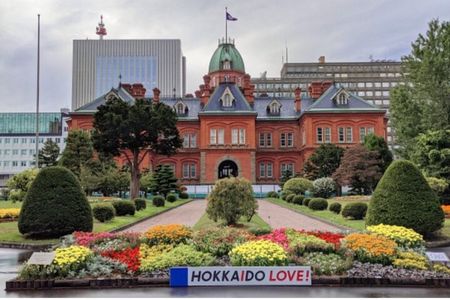 Sapporo History and Gourmet Walking Tour
