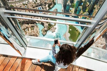 Old and New Dubai Half Day City Tour with Burj Khalifa Tickets