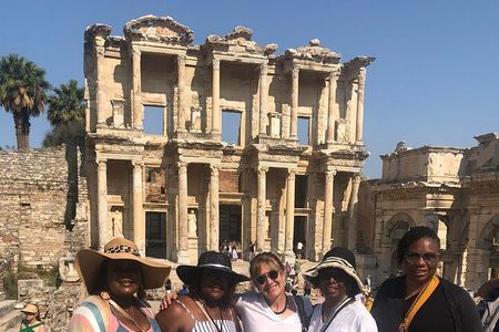 Ephesus & Sirince Village +Lunch for Cruisers -Opt Turkish Bath