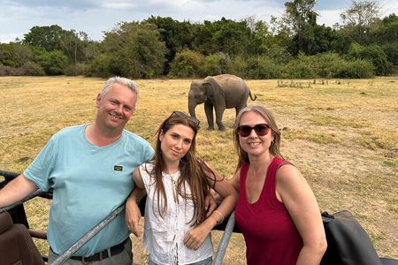 Sri Lanka Private Tour with Private Vehicle