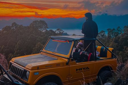 Mount Batur jeep Sunrise with Photographer