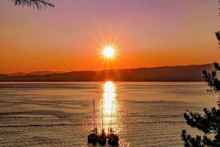 Dubrovnik: Private Sunset tour on a yacht around Dubrovnik