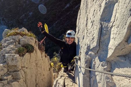 Rappels in Pico Licos with certified guides