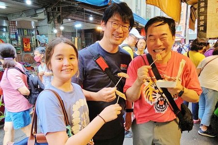 Taipei Cooking Class & Market Adventure in Historic Dadaocheng