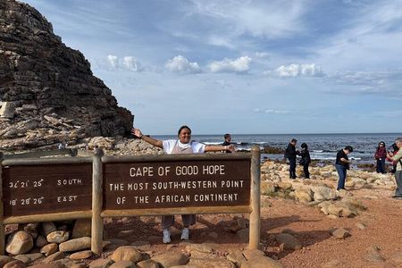 Full Day Cape Peninsula, Bo Kaap & Penguins Small Group Tour