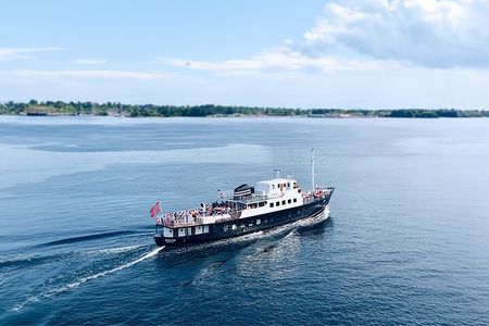 All About the Fjords in One Tour by Boat and Bus from Ålesund