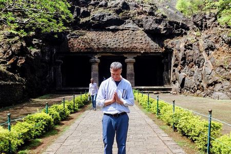 Elephanta Caves: Island Tour with a Local Guide