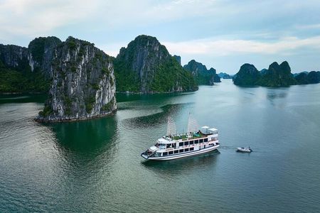 SONATA Halong Cruise: 1-Day Luxury Tour of Spectacular Wonders
