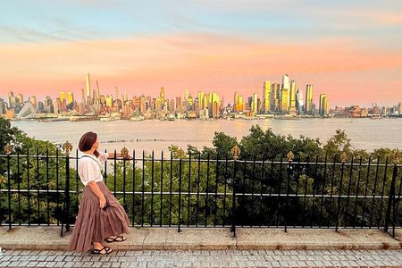 NYC Skyline Photo Tour A Guided Walking Tour and Photo Opp