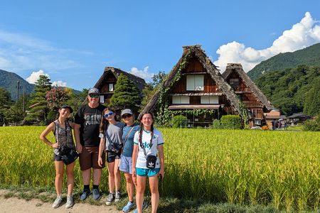 Takayama & Shirakawa-go – Nationally Licensed Guide & Private Car