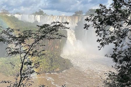 Iguazu Falls Full Day Brazil and Argentina with Tickets
